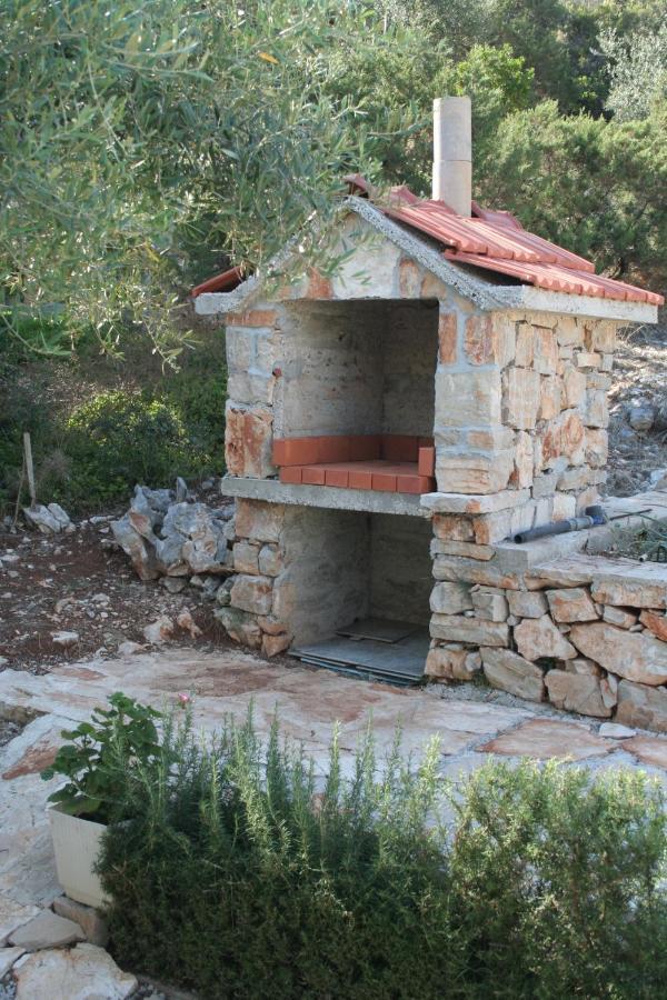 Apartments By The Sea Cove Zarace - Gdinj, Hvar - 4598 Exterior foto