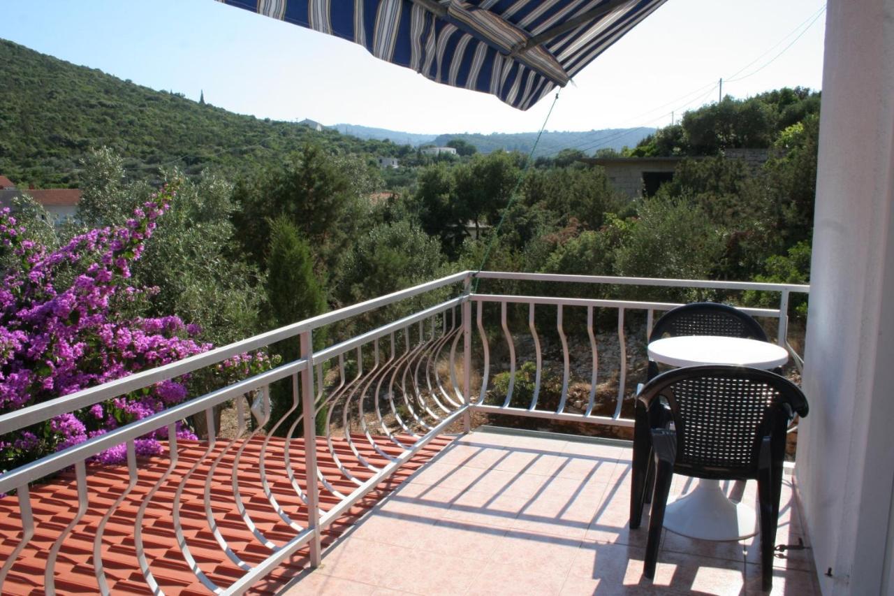 Apartments By The Sea Cove Zarace - Gdinj, Hvar - 4598 Exterior foto